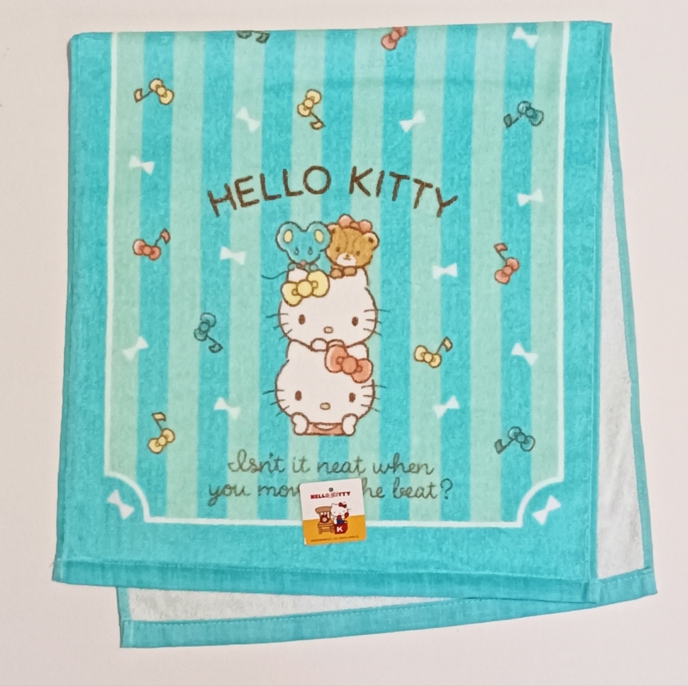 Mimmy and hello Kitty towel